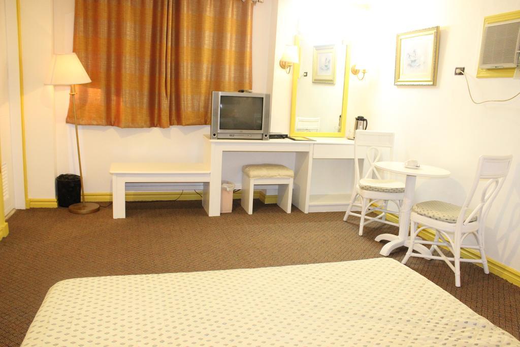 Hotel Galleria Davao City Εξωτερικό φωτογραφία